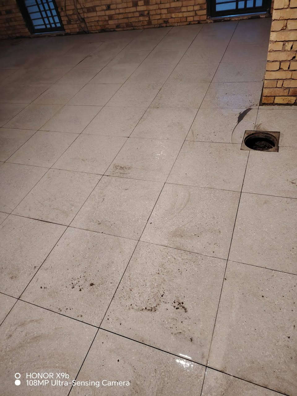 خلفه تطبيك سراميك جداري راضي الاتصال على الرقم ***********
