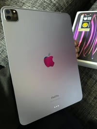 ايباد M2 • ١٢٨ • بطارية ٨٧٪