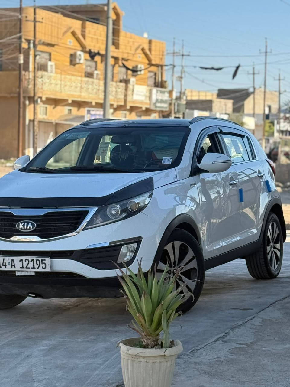 سلام عليكم سبورتج 2011خليجي فول مواصفات بصمه تشغيل بصمه ابواب كشن كهرباء حساسات  خلفيه بانوراما قطعتين تحكم ستيرن جهتين كامره خلفيه سياره بيهه 4قطع  سونار موجود بل منشور شوفه واتصل السعر 110وبيهه مجال مكان السياره بغداد للاستفسار *********** ما متواجد عل فيس
