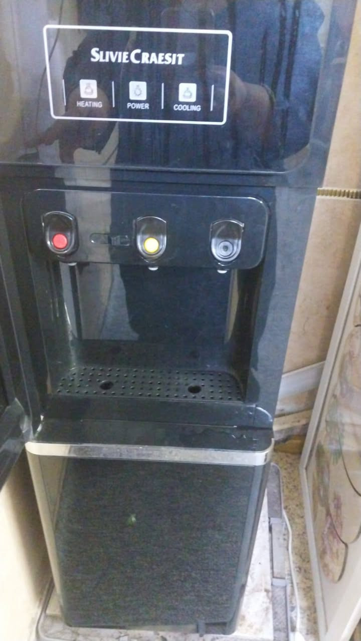 براد مستعجله عليه مصار سنه من اخذته جديد الله شاهد فجئه البارد وكف اريد 75 واكو توصيل ماخذته 200


**إذا كنت صاحب هذا الإعلان وتريد حذفه لأي سبب، رجاءا أرسل رسالة إلى الدعم الفني**