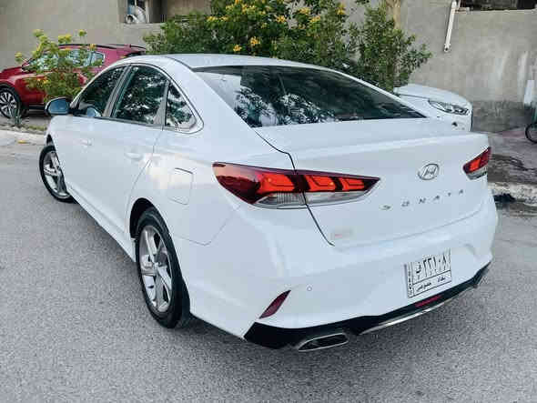 السلام عليكم 
————————
سوناتا 2018. خليجي شركة العامة مكفولة 
رقم بغداد 
—————————————————
مواصفات 
١- محرك ٢٤٠٠ دوش 
٢- كشنات جلد + كهرباء 
٣- قطعتين تبريد 
٤- مري شفط + إشاره 
٥- كامره + شاشة وسط 
باقي مواصفات الشركة العامة 
————————————————————
سياره جاهزه من كلشي ماشية 120 الف كم مكينه وكير على وضع الشركة بدون فتح 
مكفولة من الحادث والصبغ والتبديل 
———————————————————————-
مكانه :- بغداد 
السعر :- 162 
***********
