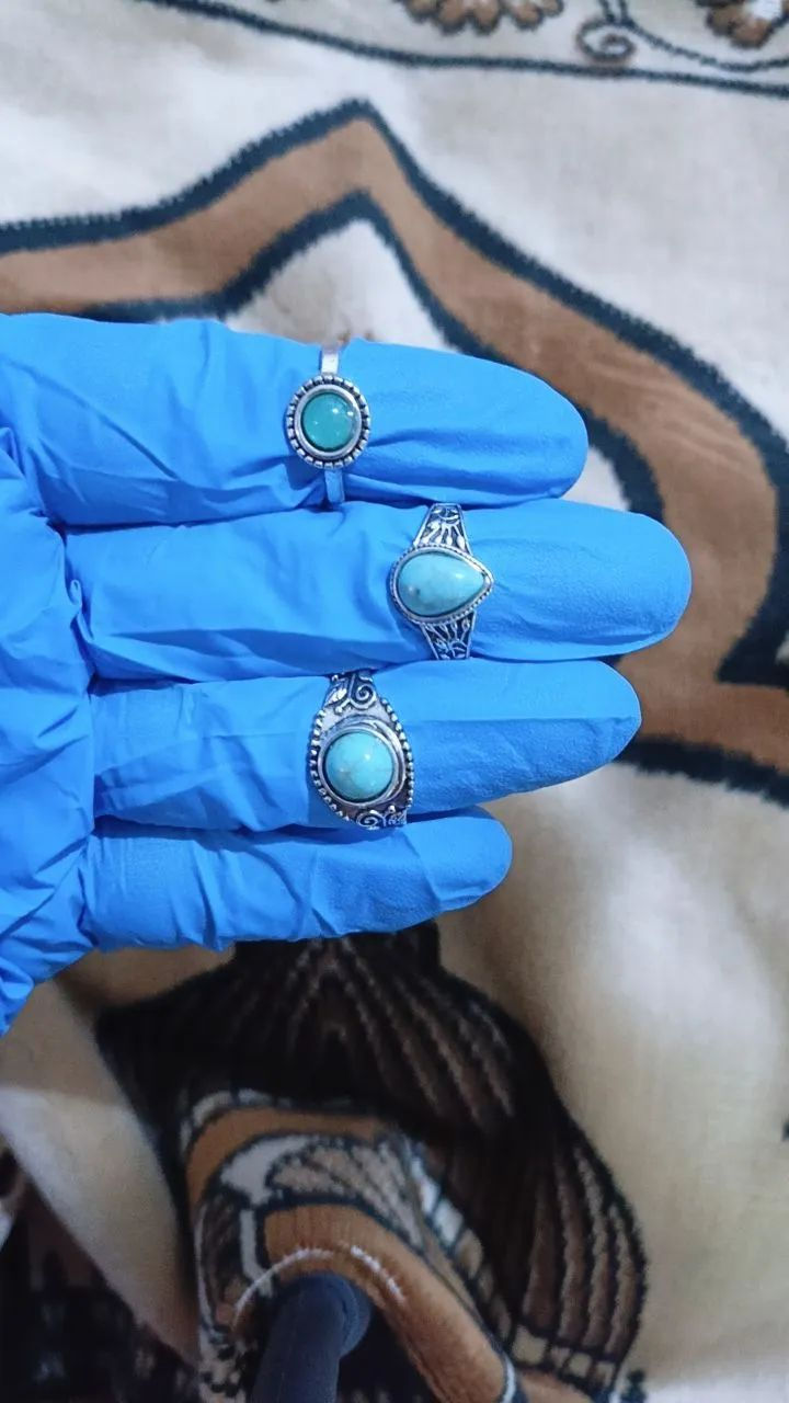 بيهم احجاز وفضه واكوا شغلات نادرة
 🥰🥰🥰
والي يعرف بيهن يفتهم والمنشور الجاي بيه شغلات احلئ 😍
يوجد توصيل


**إذا كنت صاحب هذا الإعلان وتريد حذفه لأي سبب، رجاءا أرسل رسالة إلى الدعم الفني**