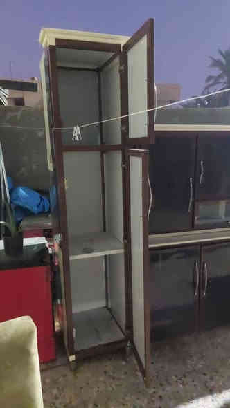 كاونتر المنيوم مترتين 4 قطع 
طرح وتعليك وسنك وملحق
..الطرح مرمر والسنك متر و20 السعر275
گاونتر المنيوم متر ونص السعر125
***********
***********
