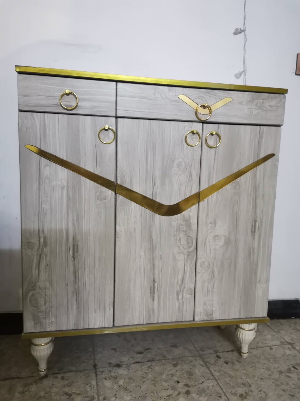 السلام عليكم
أغراض للبيع استعجال


**إذا كنت صاحب هذا الإعلان وتريد حذفه لأي سبب، رجاءا أرسل رسالة إلى الدعم الفني**