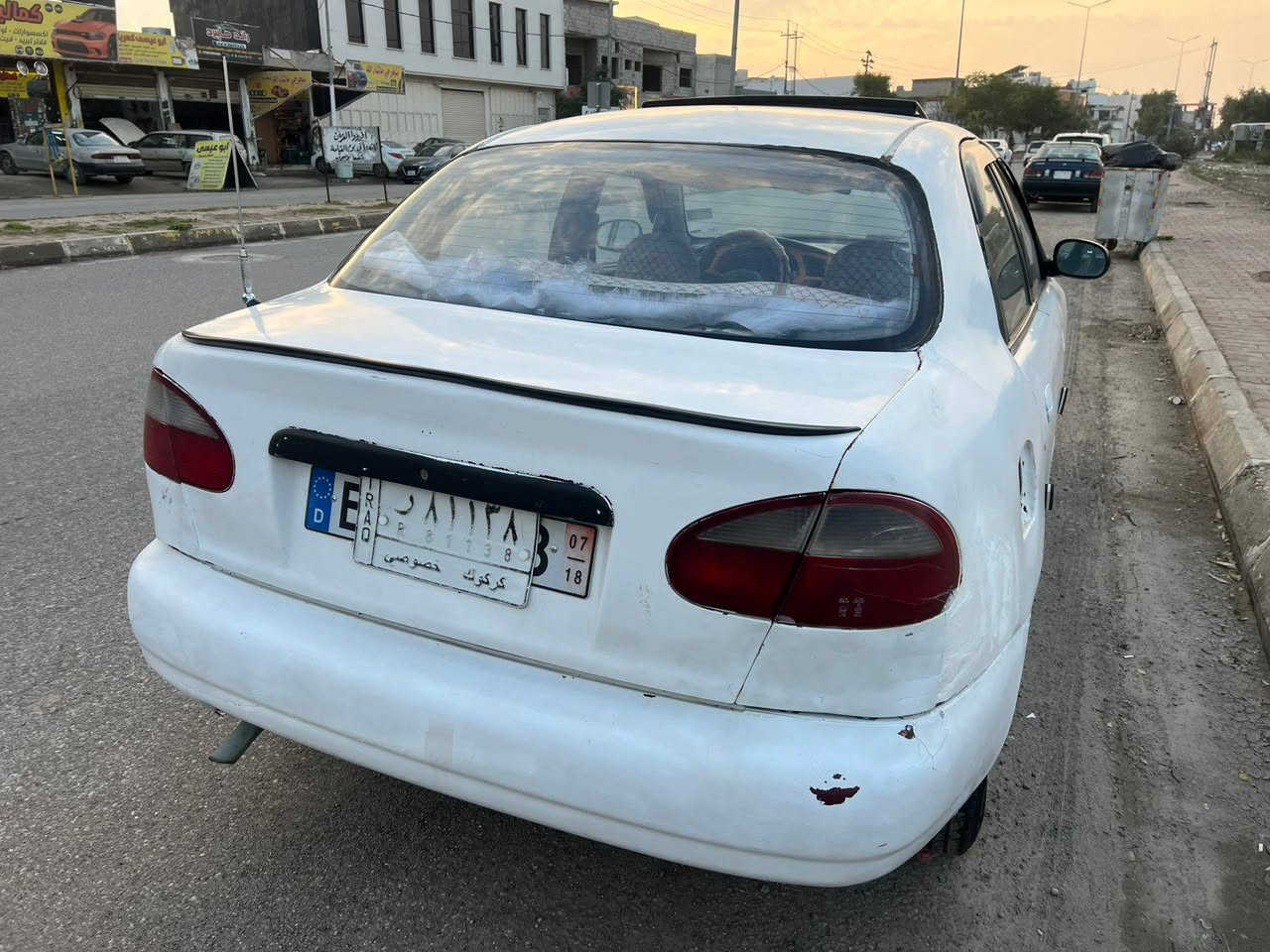 السلام عليكم دايو لانوس للبيع موديل 1999 رقم كركوك شرط الوكاله والتحويل سعر 25 ورقه وبيها مجال شراي اتصل ***********
