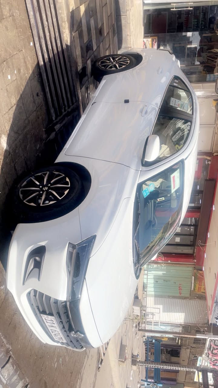 السلام عليكم
سوزوكي دزاير هايبرد موديل ٢٠٢٦ حرة مشتريها نقد يعني مو اقساط باسمي رقم بغداد تحويل مباشر استلام شركة الصادق بالجادرية ضمان ٥ سنوات مكفولة من كل شي فول مواصفات مغلفة السيارة من الداخل بالكامل درجة اولى 
المواصفات
- [ ] بصمة
- [ ] مرايا كهرباء شفط
- [ ] حساس خلفي
- [ ] كاميرا
- [ ] شاشة كار بلي 
- [ ] رادار ٣٦٠ درجة
- [ ] مانع انزلاق
- [ ] لايت الامامي ٦ عدسات زينون
- [ ] لد نهاري زينون
- [ ] بلوجكتور زينون
- [ ] بك لايت لد
- [ ] تبريد شاشة
- [ ] حجم المحرك ١٢٠٠
- [ ] ماشية ٥٠٠٠ الف كيلو 
- [ ] السعر ١١٦$ وبيها مجال بسيط ان شاءالله 
- [ ] مكان السيارة بغداد الشعب
- [ ] للاتصال *********** يوجد واتس اب
