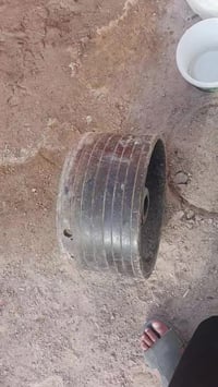 للبيع • قطع غيار