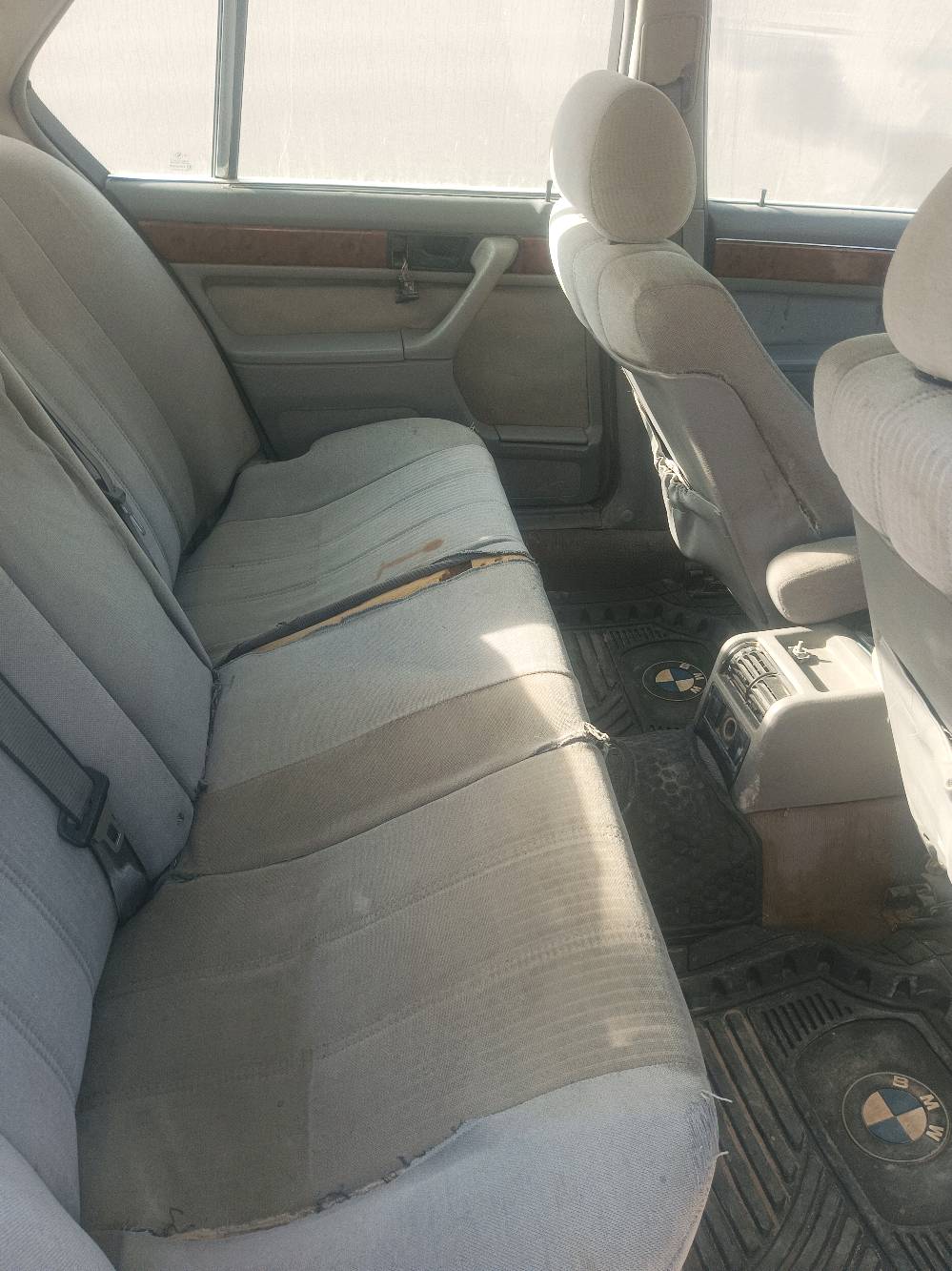 السلام عليكم اريد مراوس وانطي فرق مشروع وطني لل 27 رقم نينوى السياره تبريد شغال كير مكينه كهربائيات مكفوله ما عدا الصدر وشغلات نواعم رايدها ب 35 مكاني بيجي اريد مراوس شنو عندك نزل والرزق ع الله تحياتي للجميع