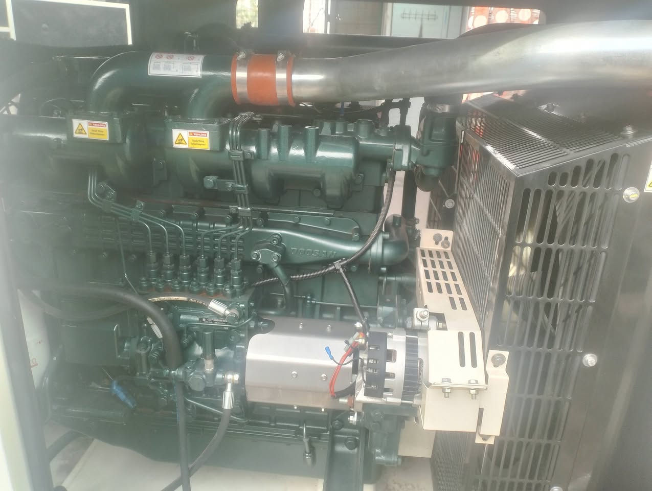 سلام عليكم
مولد دايو TEKSAN
كاتم ابلادي المولده جديده مشتغله 2596ساعه
او باقي تفاصيل التوليد بل صوره موضح
البياع الرساله الثاني 
ممتواجد فيس 
اتصال او واتساب
***********
السعر 220او بيه مجال
