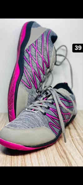 احذيه باله فلس ونص
رقم الاعتماد ***********
يوجد توصيل جميع محافظات العراق 5الف 
مكاني بغداد شعله حي الجوادين
