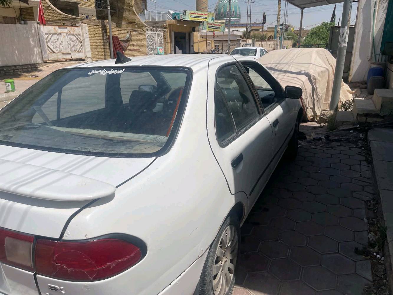 نيسان سني 95 للبيع سيارة قويه وعمليه بأسمي سعرها 35 عوزها ترتيب
***********
