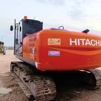 هيتاشي 210LC • موديل 2007 • البصرة