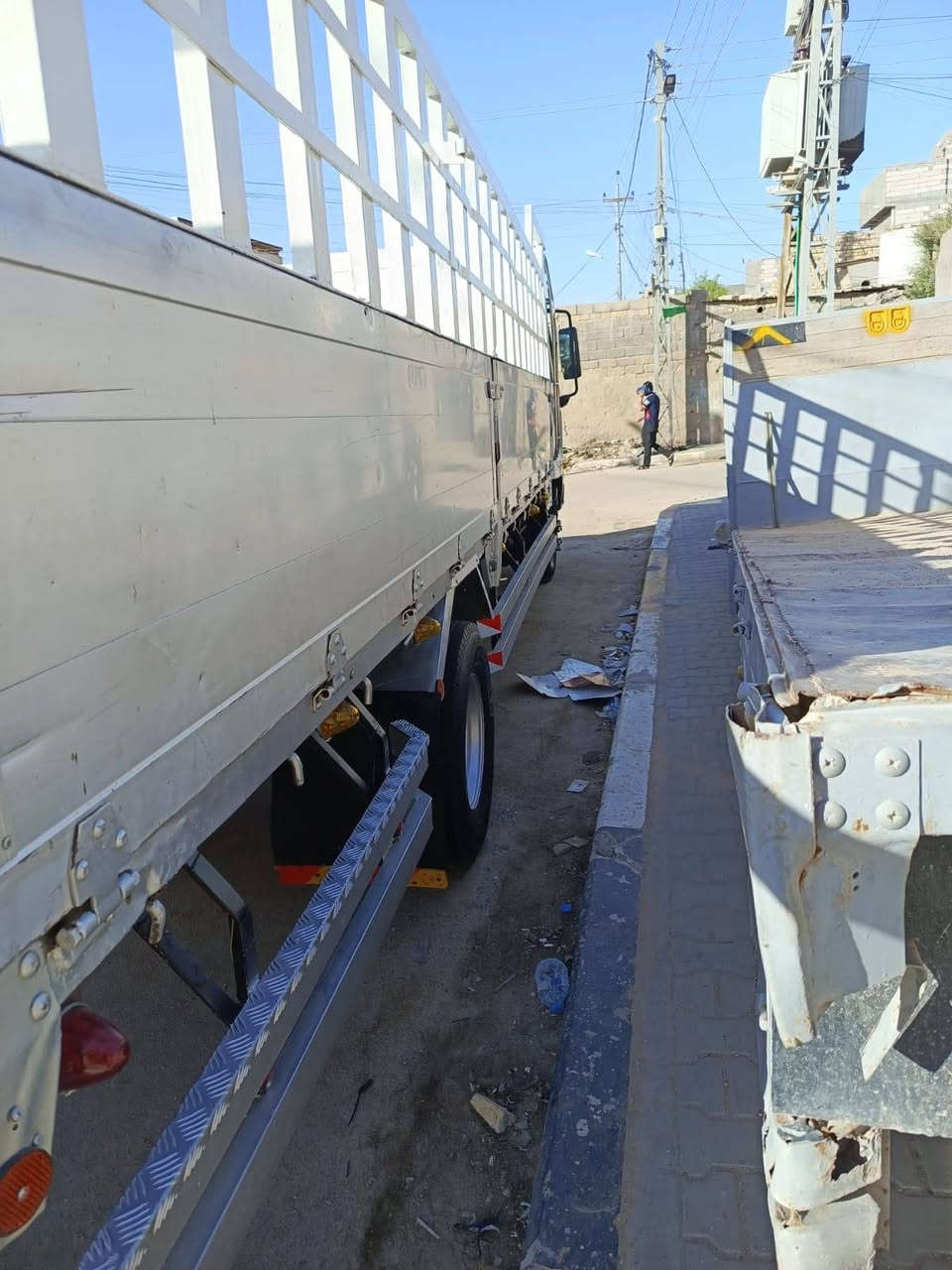 اسلام عليكم سياره ميسان مكينه 3000سوبر طول سته وربع بلاد سنويه 28 مكينه لا بخار ولا تنقيص العلوان بصره ***********
