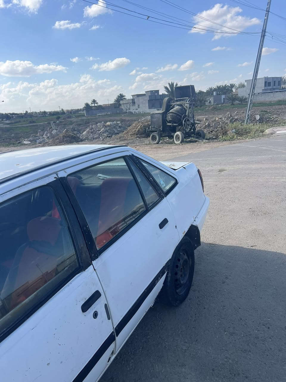 السلام عليكم
للبيع دايو  بدون طخه بدون خياس سلو كير محرك شرط
صدر خلفي
امامي جديد
طوبه جديد
رقم صلاح الدين الماني مشروع وطني تحويل مباشر

تخم تايرات جديد
اتو ماتيك كهربائيات شغاله لايتات زنون ابيض 
باور شغال باتري جديد 

نكره سلف 
المكان تكريت
البوعجيل
الاستفسار 
***********
