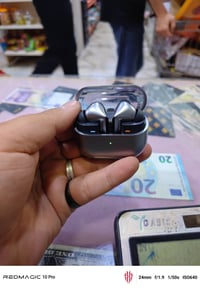 سامسونج بادز3 برو • اصليه • بدون كرتون