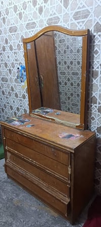 كنتور • ميز تواليت