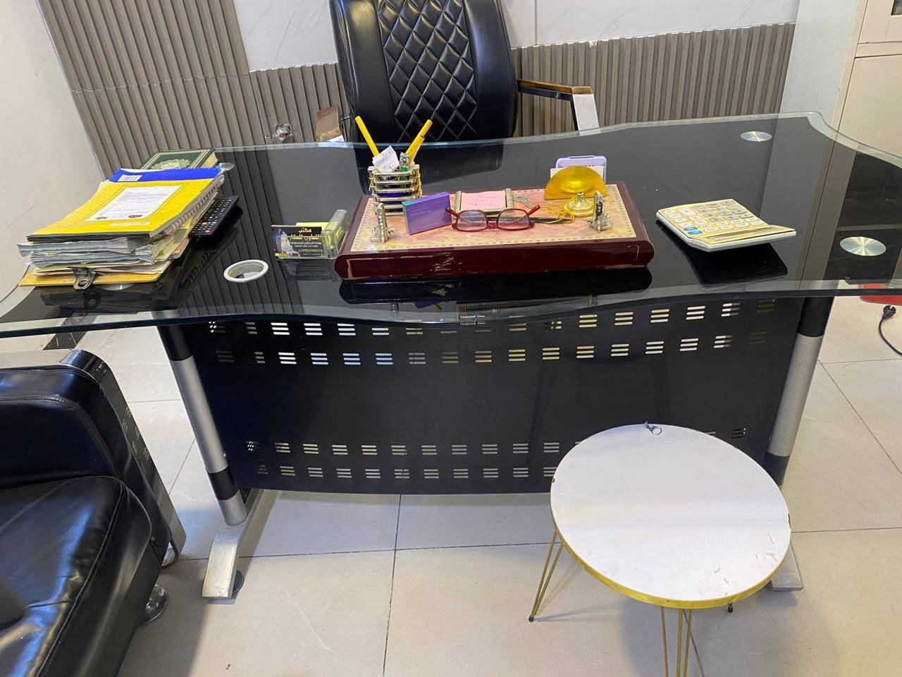 للبيع غراض مكتب التخم 7 مقاعد ب150
الميز ب75 الكرسي ب50
ديلاب ب75
الموقع السيدية
*********** مراسلة واتساب
