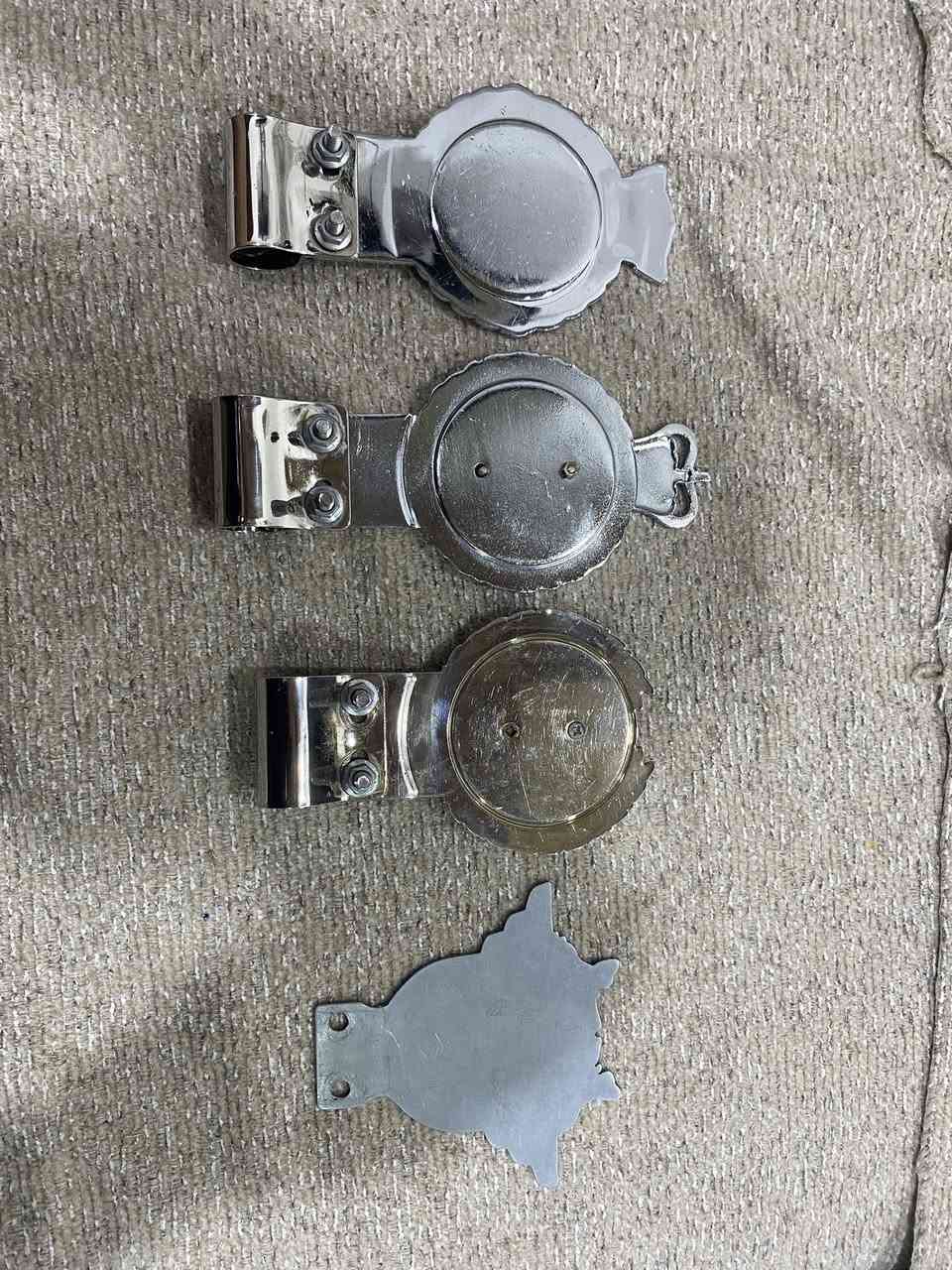 سلام عليكم باجات اصليه لبيع مكاني بصره شراي راسل أو تخابر سعر خاص ***********
