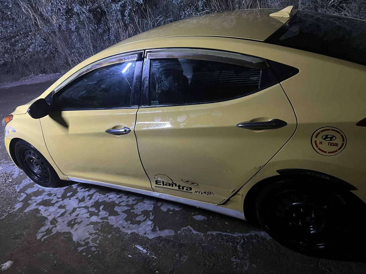 السلام عليكم النترا 13 وارد امريكي حادثهة جاملاغ ايسر بدون دواخل.سيارة اليبل واحد  تخم تاير جديد سيارة بااسمي مكان زعفرانية . السعر100وبيها مجال ***********
