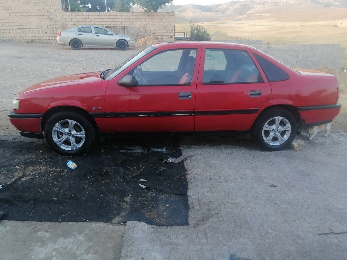 Opl viktra1992
مکینە 20 گئر بەشەرت موس براوە بە شەرت پشت و پئش کەپس تەقەو رەقە بەشەرت 
سەنەوی کەسک بەشەرتی دایرەی مرور شوئن بەستۆرە
*********** أربيل, العراق
