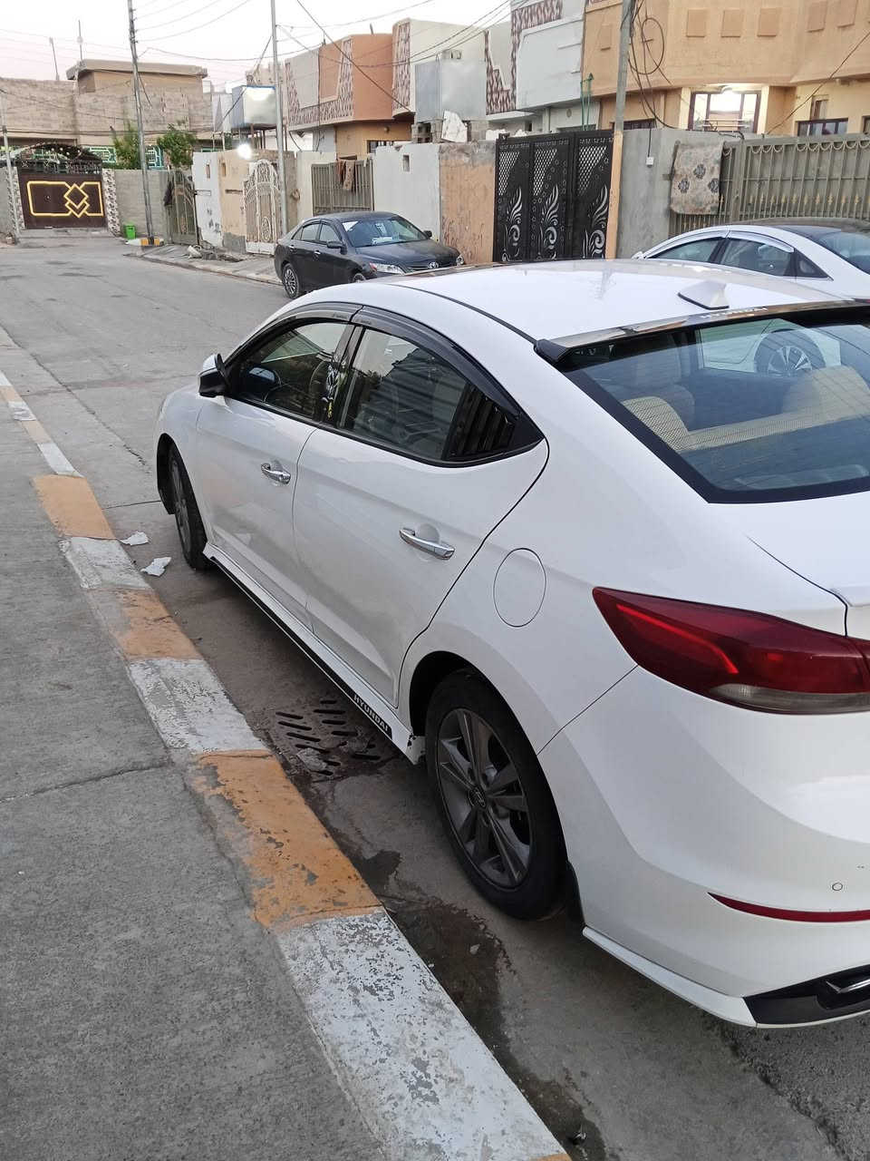 النتره 2018 خليجي رقم بغداد بسمي بيه بابين صبغ جهت السايق  مكان السياره  بغداد او فلوجه  عارضه 135 خابر ودللل
لتواصل ***********
