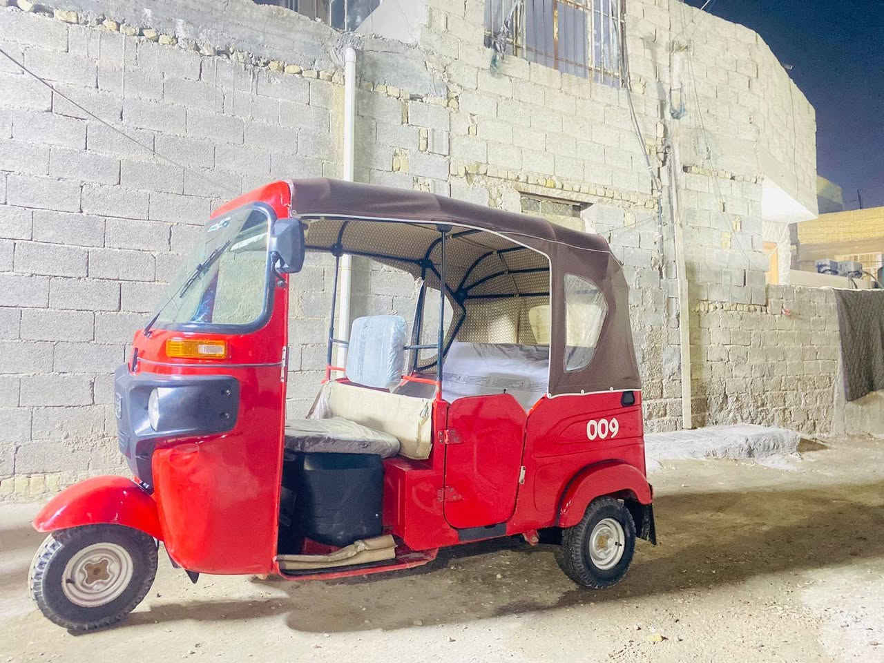 اسلام عليكم
تكتك لبيع موديل ٢٢ احمر رقم كربلاء ب اسمي شخصيا

عنواني بغداد مدينه الصدر قرب زامل ابو داطلي
سعر ٩ ملاين وبيه مجال
***********
