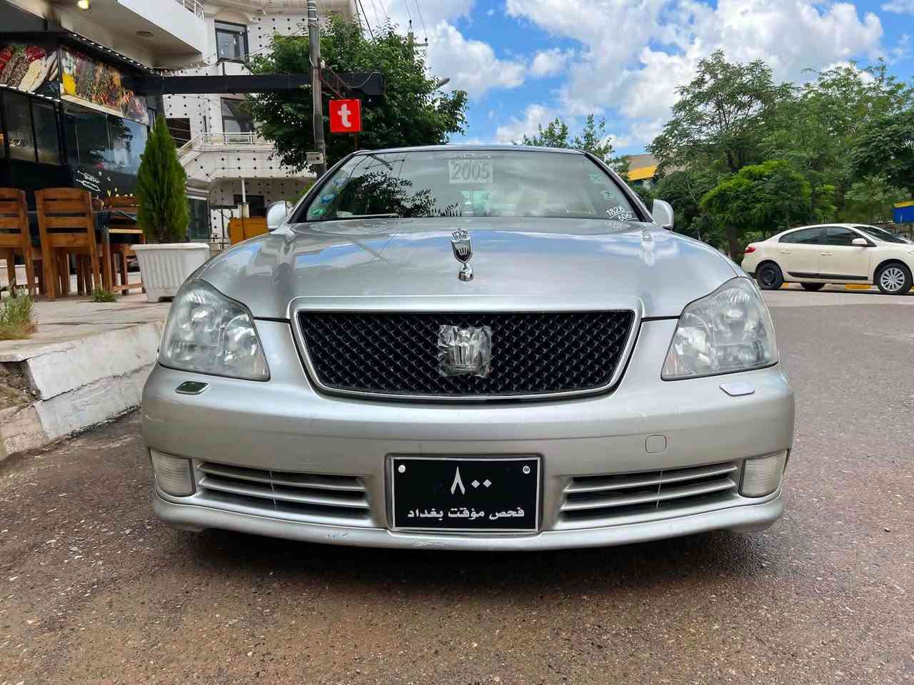 شاهینە مودیل ٢٠٠٥ گیرو مەکینە گەورە ١٨٢ سەیارەکە براوەیە بەس وەکو ساخ وایە زور جوانە هەموو گیانی بە شەرت کودیشی بو کراوە بە ناوی خومانەوەیە چوار تایەو ویلی لوکی دینگەی لە ژیرایە ٣ دوگمەیە سەیارەکە بیلاد سپۆرتەگیرومەکینە بە شەرت شانسیو کەڤەر گوراوو شانسی کوستەرە هەموی بە شەرت سیعری٤٨ گەلایە سەیارەی مالە هی خومانە  *********** السليمانية, العراق
