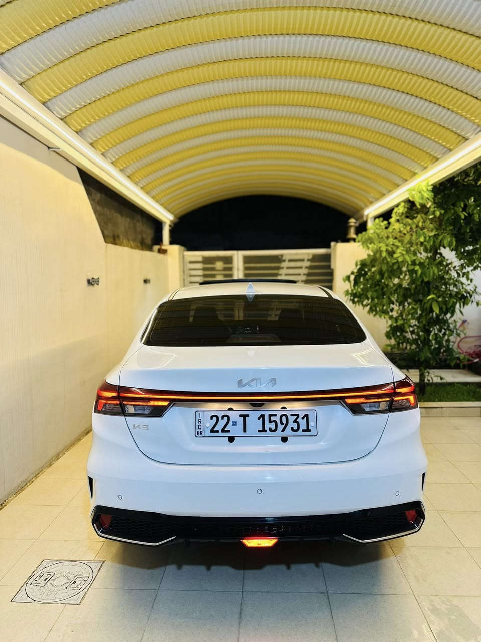 KIA K3 2024 

-------------------------------------
#السعر : 142$ وبيه مجال 
‏
#رقم الهاتف : ***********

#رقم السيارة : اربيل 

#مكان السيارة : واسط العزيزية 
-------------------------------------
السلام عليكم 
للبيع فقط K3 موديل 2024 ماشية 18 الف وقابل لزيادة مواصفات فول فتحة بصمة وداخل جلد اوتو هولد سايد بريك بصمة انظمة قيادة شاشة جبيرة مري شفط  مانع انزلاق وكاميرا خلفية حساسات امامي خلفي تحكم ستيرن لايت فول LED سيارة مكفولة بدون صبغ وبدون تعديل بيه رصعتين بسيطات رقم اربيل تحويل مباشر
