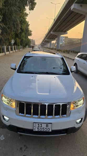 السلام عليكم
للبيع جيب ٢٠١٣ خليجي
رقم بغداد دولي مميز باسمي
مواصفات فول لمتد 
السياره جكات وملغيه بالوكاله 
مواصفات اللمتد معروفة بانوراما
كشنات كهرباء تدفئة وخزن وضع القيادة
ستيرن كهرباء مري قلاب فور ويل وضعيات قيادة عادي واقتصادي ورياضي وبعد بيها هواي مواصفات
كير ومكينه وتبريد بلاد مكفوله
حداديه امامي خلفي جديده وعبوة فيتبم جديده وكاله تخم تايرات جديد
السيارة خير من الله جديدة 
ماشية ١٢١ الف كيلومتر يعني ٧٥ الف ميل ما بيها نقص جاهزه
مازدات ولايتات زنون جدد وكالة
ضررها بالعراق سطحي موضح بالصور بدون دواخل
السعر ١٩٣ وبيها مجال
الاتصال على الرقم *********** ومتوفر واتساب
