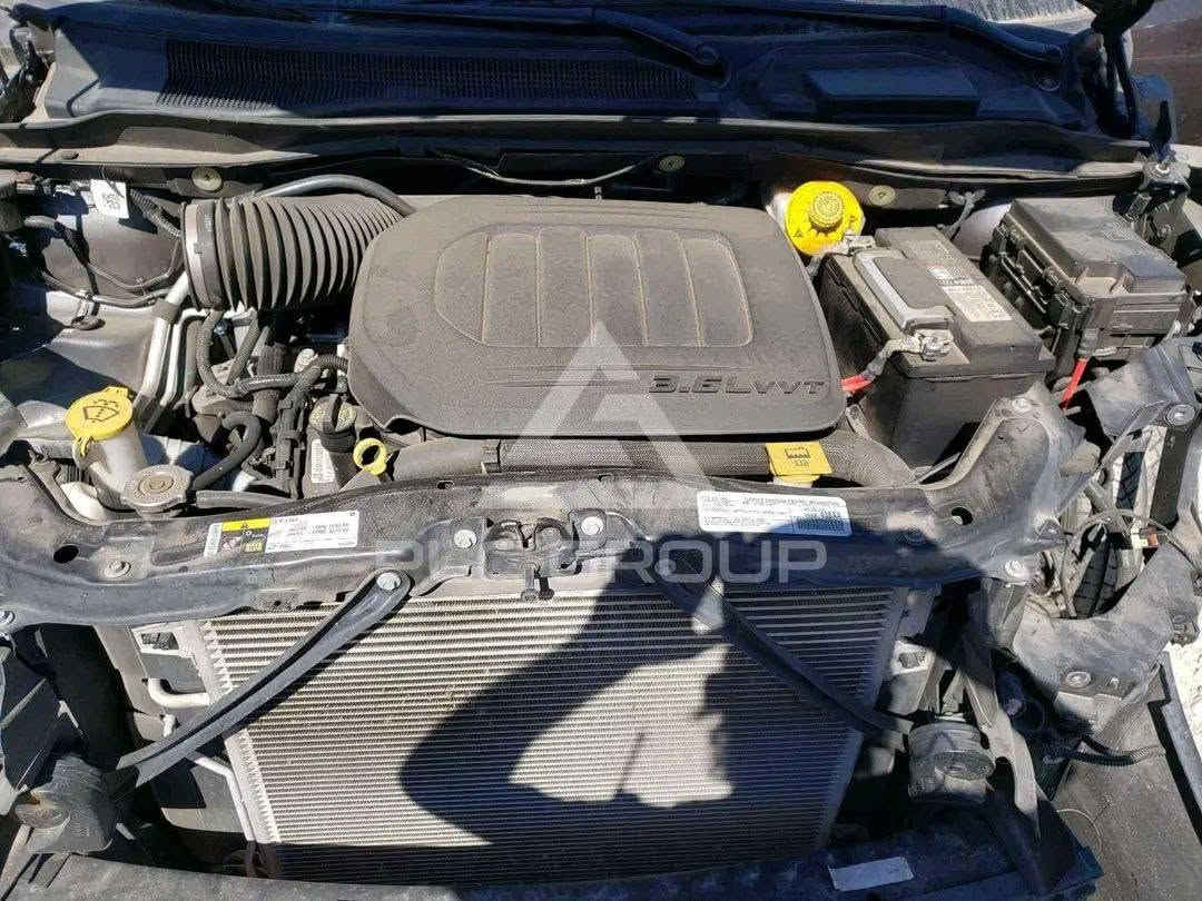 مراوس مراوس بدورنكو 
دوج كرفان 19 فئة GT فول 
داخلية السيارة اسود 
مكينة 3600
تشغيل عن بعد 
كشنات جلد أسود 
تبريد 3 قطع 
تدفئة كشنات و السكان
أبواب كهربائي و ميكانيكي
بردات بلادي 
شاشه دشبول شاشه اعطال 
السيارة مكفولة شواصي لغد تكم 
صور الحادث موجوده 
السيارة بسمي رقم اربيل 
العنوان _بغداد ***********9
