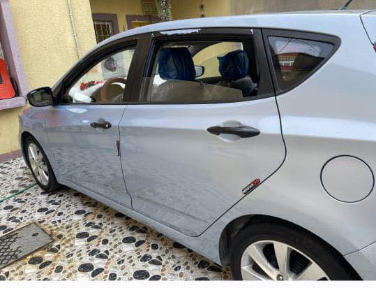 السلام عليكم هونداي اكسنت 2014 خليجي مكفول من ضربة القوية مواصفات تحكم بالستيرن فتحة بالسقف محرك 1600 السيارة جاهزة ماشيه 78 الف حقيقي سنويه 2028 بصرة بأسمي السعر ٩٥ $ العنوان البصرة الجزائر شارع الفرسي مقابل مدارس العمران 
***********
