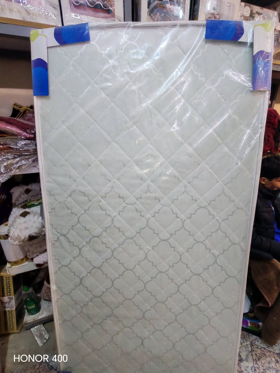 توفر لدينا 
دوشك جرباية نفرين ١٨٠*٢٠٠ 
دوشك جرباية نفر واحد ٩٠*٢٠٠
جودلية ديباج
دوشك سفنج نفر واحد 
مخدة
التوصيل 🎈 مجاني 🎈 داخل ناحية العباسية  🚚
يوجد توصيل كافة محافظات العراق 
للحجز : يرجى ارسال رقم هاتف و عنوانكم كامل 
مجمع رشيقة للمواد المنزلية
للحجز والاستفسار مراسلة الرقم وات ساب 
*********** 
العنوان النجف الاشرف - ناحيه العباسية - الشارع المؤدي لمأكولات ضمير  نهايتة على الجانب الايسر -قرب روضة الياسمين
