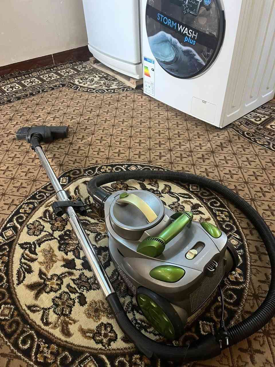 سلام عليكم شباب مكناسة كهربائية للبيع سعر 25 وبي مجال رقمي ***********
