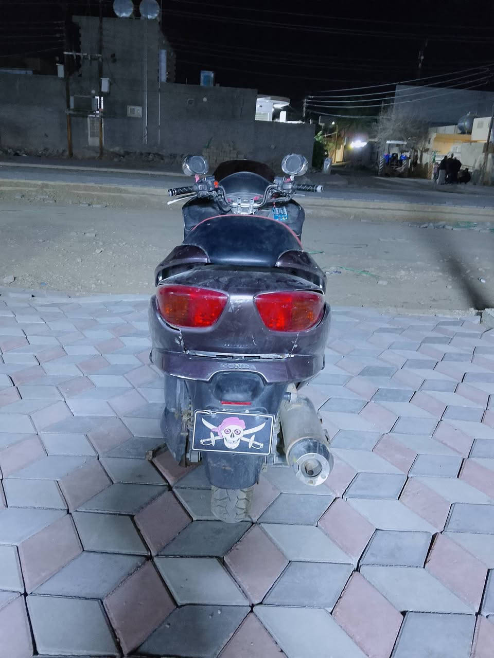 سلام عليكم 👋🏻
َ
 للبيع دراجه هوندا فورزه دراجه حلوه ونضيفه عداد 160 دراجه صار 6 ايام طفت بعد ما شتغلت ابيع الك طافيه
َ
 السعر 350 وبيه مجال للشراي فقط
َ
المكان  ( ديالى الخالص). 
شراي اتصل او مراسله الصفحه الرقم ***********.
