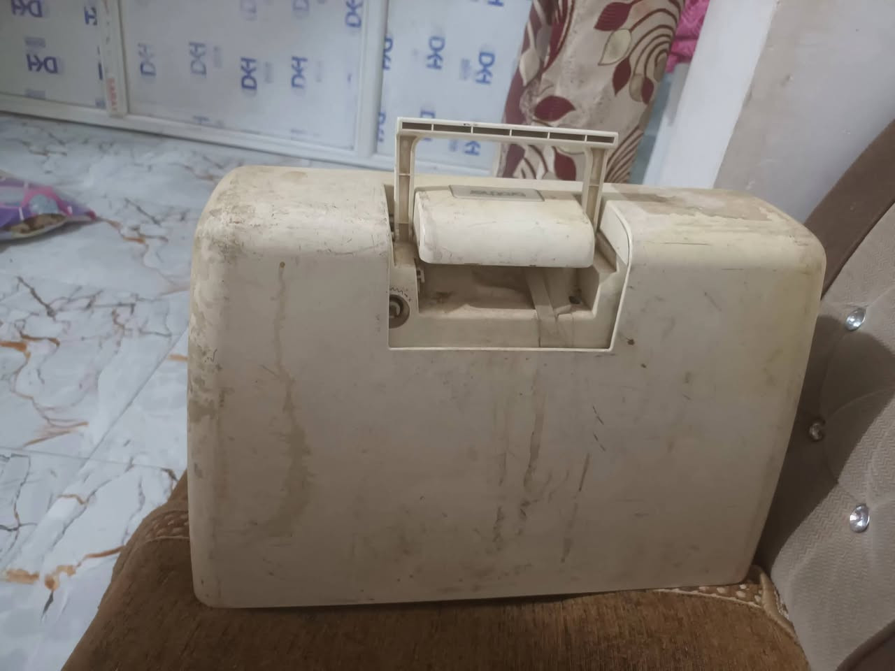 مكينه خياطة متروكة وتشتغل الي يستفاد منه قيم بما يرضي الله واخذهة


**إذا كنت صاحب هذا الإعلان وتريد حذفه لأي سبب، رجاءا أرسل رسالة إلى الدعم الفني**