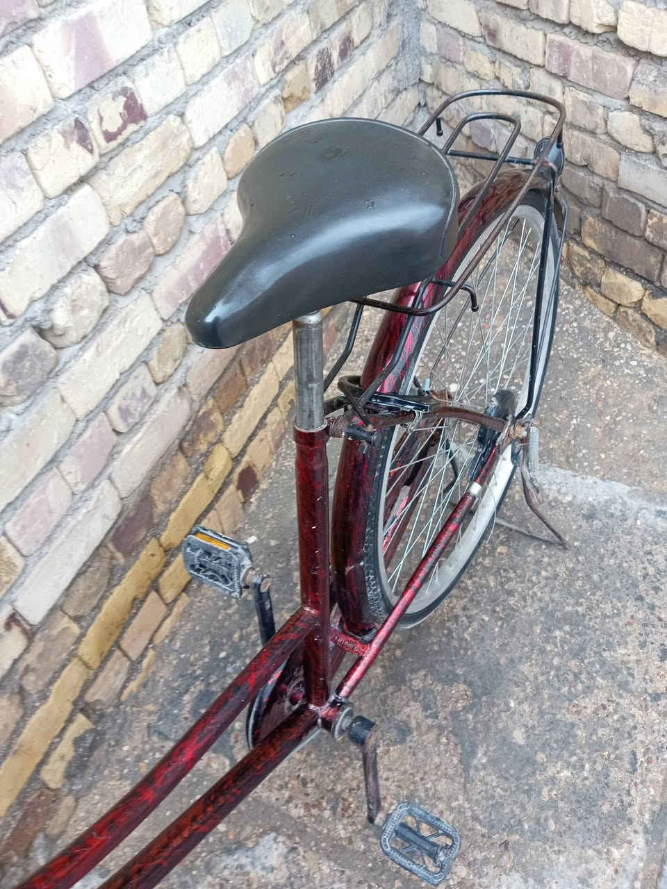 السلام عليكم بايسكل للبيع حجم26نضيف مناقص كلشي السعر80وبي مجال قليل العنوان الرميثه


**إذا كنت صاحب هذا الإعلان وتريد حذفه لأي سبب، رجاءا أرسل رسالة إلى الدعم الفني**