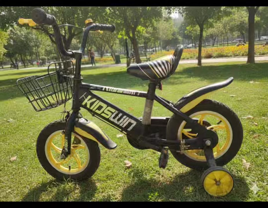 باسكل اطفال
سعر 35 الف 
عنوان شعب


**إذا كنت صاحب هذا الإعلان وتريد حذفه لأي سبب، رجاءا أرسل رسالة إلى الدعم الفني**