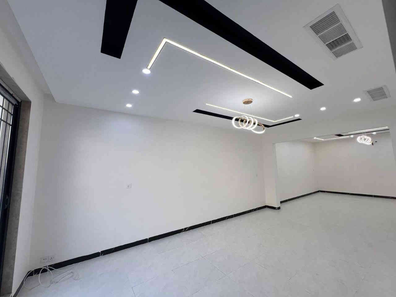 #عقارات_ابو_وسام 
🔸سند طابو يتسجل بإسم اي عراقي
📍أربيل-بيت للبيع حي 99زانكوو قرب طابو٢ شارع 100M   
➖مساحة 150M طابقين 
يتكون⤵️
➖4غرف نوم 
➖استقبال-صاله-مطبخ-مجموعه صحيات-كراج
_______

للاستفسار والاتص☎️

📲0772 319 3379

📲0787 503 3426
#عثمان_للعقارات 

#عقارات_اربيل #شقق_للبيع_اربيل #بيو_لبيع_اربيل  #فلل_للبيع_اربيل #مجمعات_سكنية_اربيل
 #عقارات_كردستان  
#استثمار_عقاري_اربيل #عقارات_بغداد_سليمانية_اربيل  #عقارات_شمال_العراق
