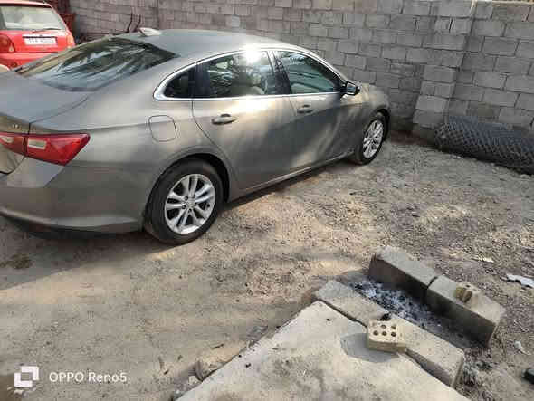 السلام عليكم ماليبو 2018 كير.  At. ,المرغوب للبيع السيارة جاهزة تخم تاير جديد بطارية جديد حداديه امي وخلفي خير من الله خمس بصمات  شاشه كبيرة السياره بيه صبغ الباب الامامي وخلفيه وداير مال جملغ صفحه السايق فقط بدون اي تبديل رايده 93 وبيه مجال للاتصال على الرقم ***********
