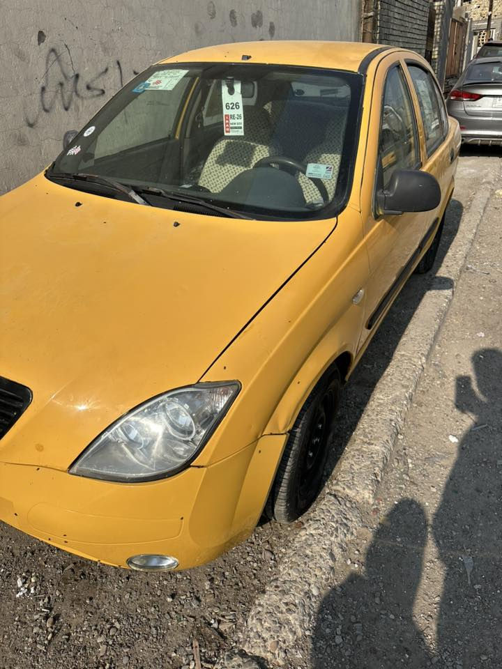 السلام عليكم
طيبه 2016 مدوشمه جديد 

بيها باب صبغ 

وبيها تخم تايرات جدد 

صدر جديد 

مكينه تبخر 

السعر 32 ورقه 

العنوان بغداد الجديده النعيريه 

رقم الهاتف ***********
