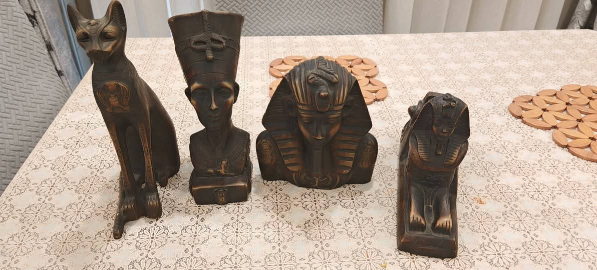 تحفيات فراعنه سيت كامل مشتريه من مصر ما بيهن اي ضرر
ب 70
للاستفسار ***********
الموقع بغداد الدوره
