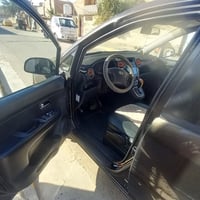 كيه رندو 2009 حادثها جاملغ الأمامي جه السايق مبدل جواها تخم تاير جديد ...