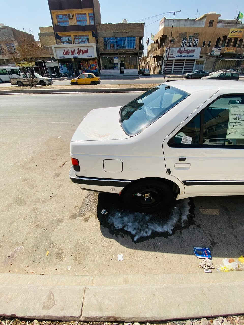 سلام عليكم 

بيجو 405 للبيع موديل 2012 مكفوله لاضربه ولاصبغ ولاتبديل مكينه وكير بشرط هاون حداديه امامي خلفي كله جديد تخم تاير جديد مصفره غرامات وسنويه جديده رقم بغداد إنكليزي باقي على الاستلام تبريد ثلج ❄️ سياره جاهزه على آخر حبايه مكاني بغداد الاستفسار ☎️***********☎️

