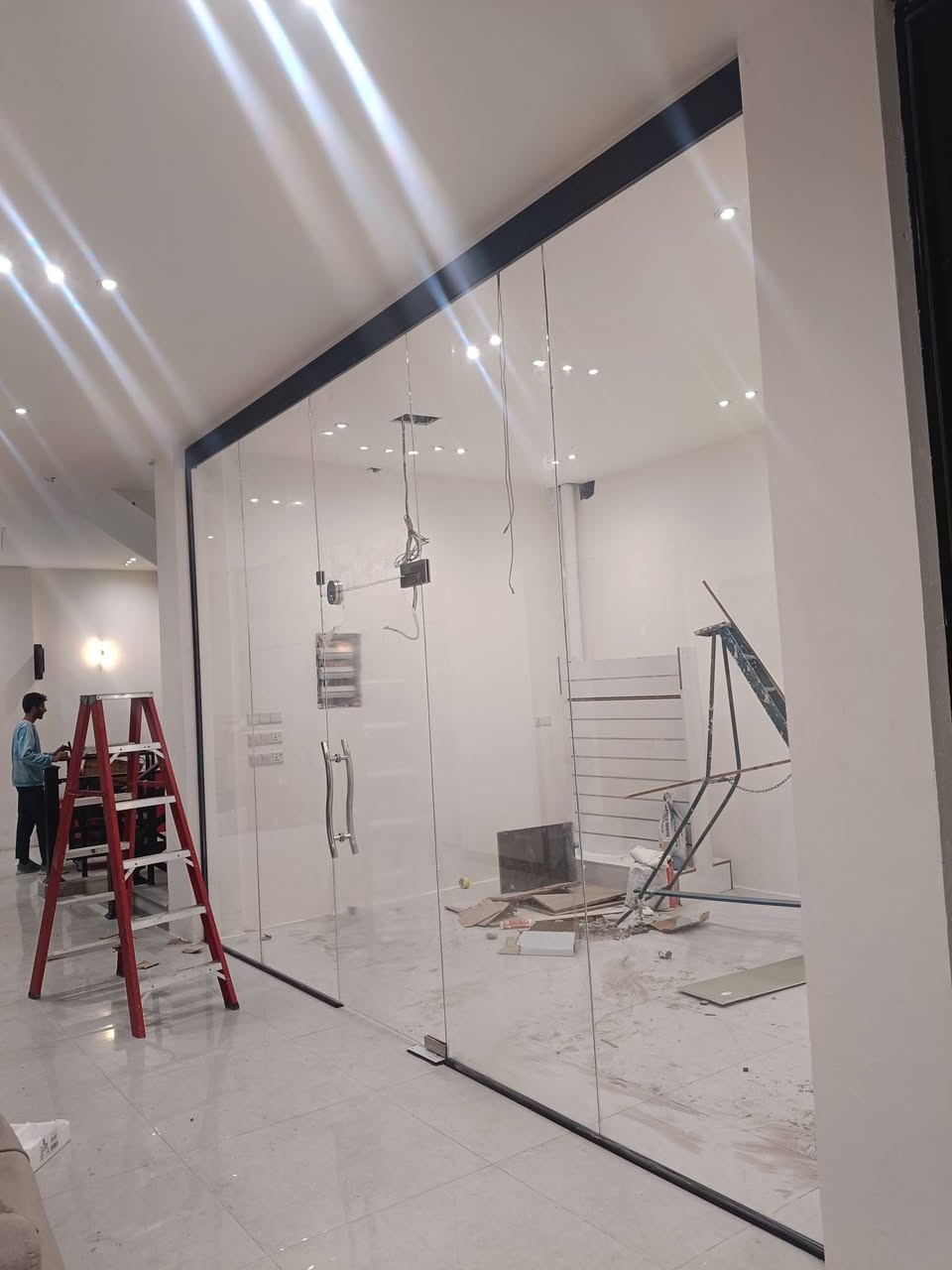 تنفيذ جميع اعمال الزجاج ***********/***********
