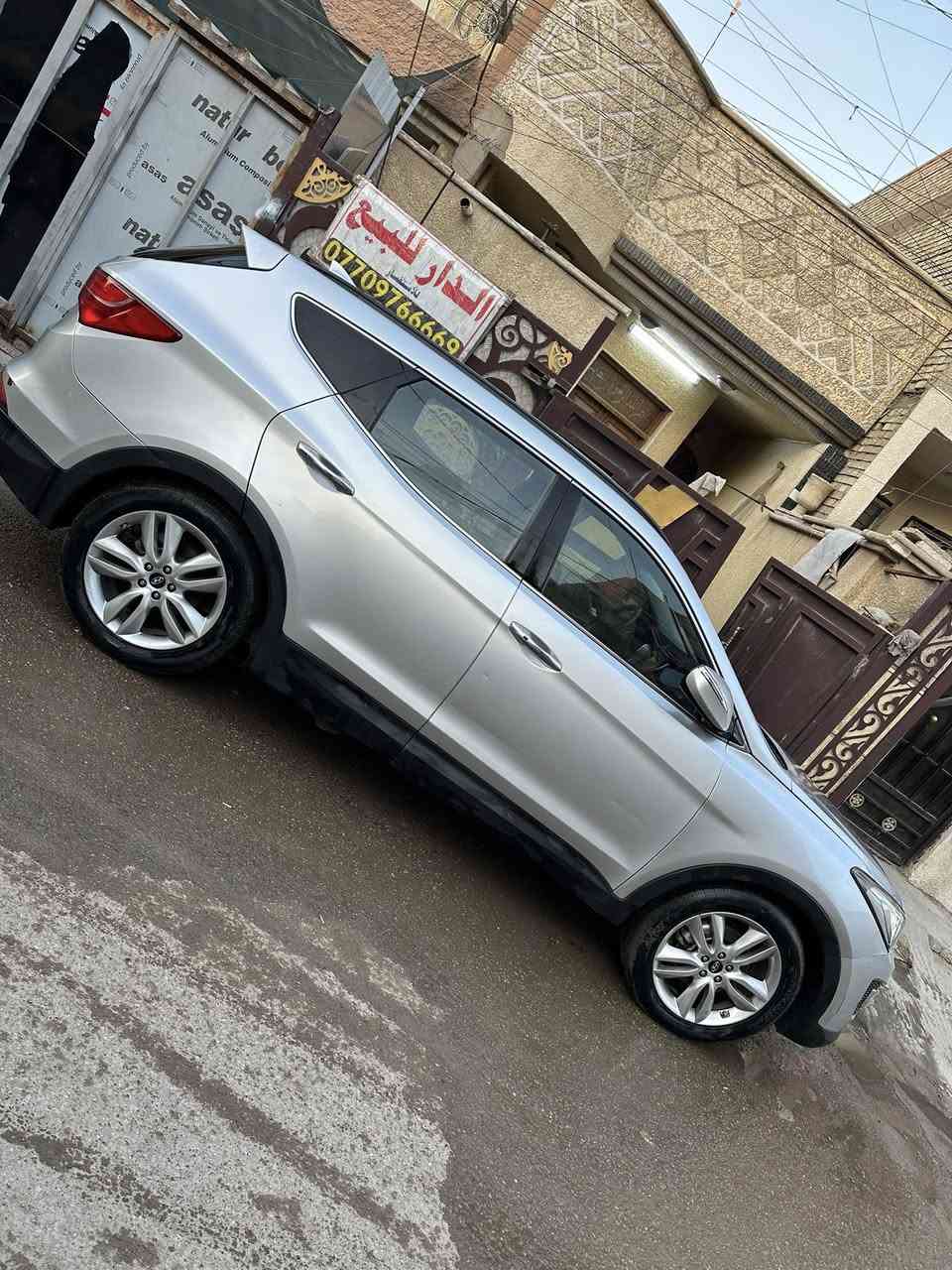 سنتافيه م 2016  أمريكي  فول 1/1 ماشيه 103  رقم بغداد  والمكان بغدادسياره جاهزه  او ادامه كامله السعر  142 اتصال ***********.    خمسه راكب  حادث جاملغ او بنيد
