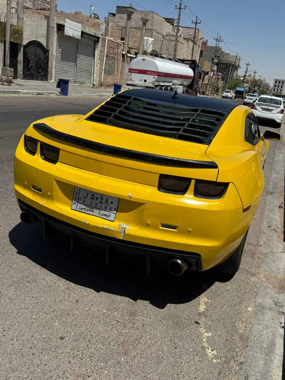 السلام عليكم كمارو ٢٠١١ للبيع جاهزه حداديه ٨٠ بالميه رقم بصره تحويل ثاني يوم تبريد مكينه كير كفاله البدي مصبوغ بيها ضربه خلفيه بدون شاصي ولا لغد مكاني البصره القبله ٦ سلندر السعر ٨٥ ورقه وبيها مجال او مراوس حسب القناعه استفسار ***********
