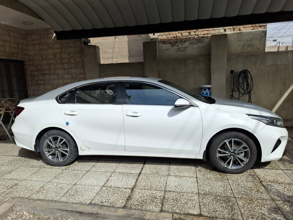 كيا سيراتو موديل 2023 سونار موضح بل منشور مكينه ٢٠٠٠ ماشيه 42 الف كيلو سعرها ١٦٠ مكان بغداد *********** بغداد, العراق
