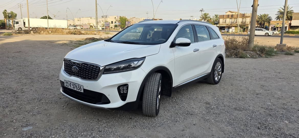 سلام عليكم 
سورنتو 2019  للبيع رقم بغداد مكفوله من الصبغ والبارد وجديده وادامة كاملة السعر 235 وبي مجال 
***********
