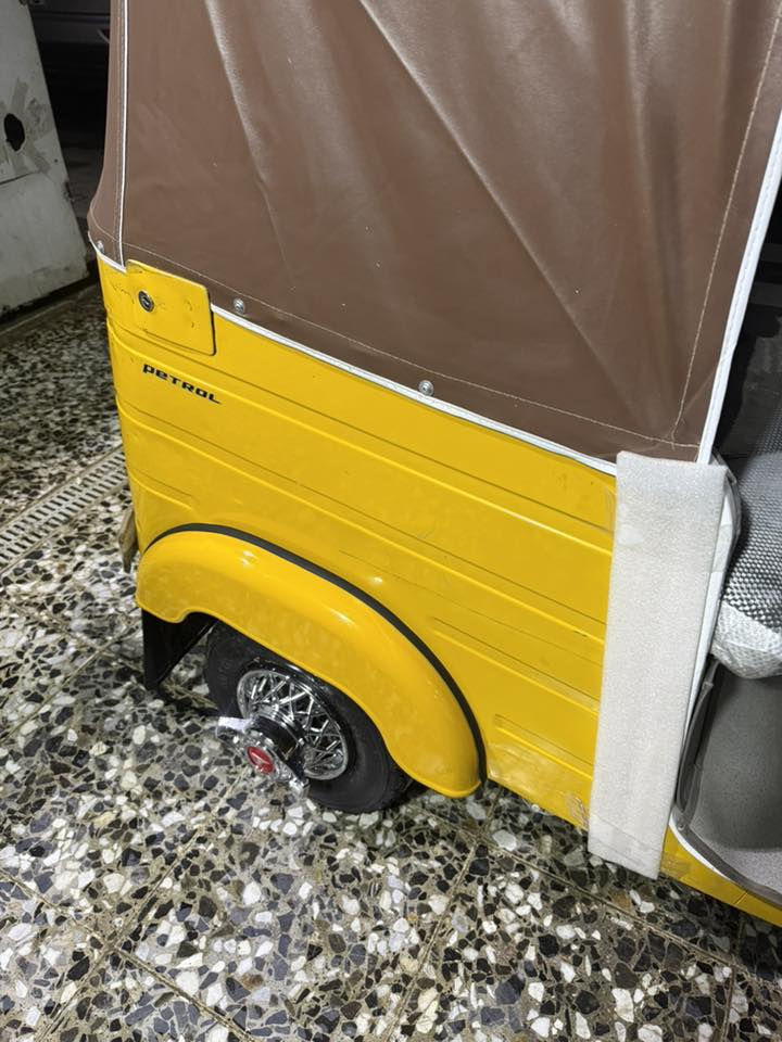 سلام عليكم تكتك موديل  ٢٠١٩ شهر الثاني. مرقمه تكتك خير من الله ممتواجد عله الفيس  موبايل *********** واتساب موجود السعر ٥٤٠٠ العنوان الرئاسه جامع الإمام علي
