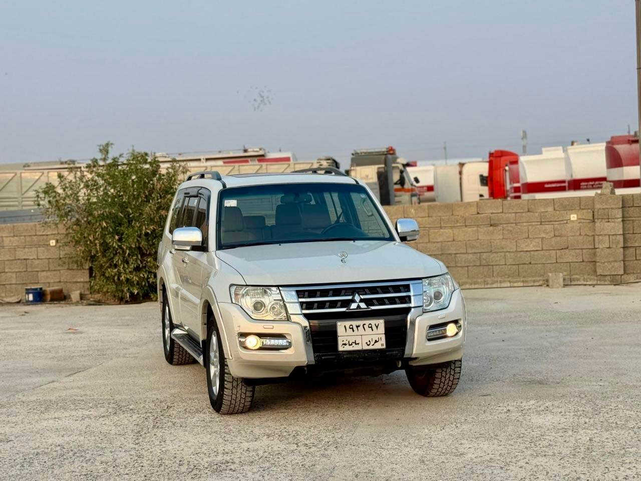 ميوسوبوشي موديل ٢٠١٥ خليجي عنتور 

سعرااا ١٨٩ ورقة و مجال قليل 

مكااان كركوك اسكان 

سيارة كلين تايتل يعني مكفول دعامية ل دعامية 
مفواصفات  فول فول كشن جلد و كهرباي  سلايت 
شاشة كامرة حساس اماني و خلفي ١٢ مكبرة داخل اصفر 
لايتات زينون بلاد محرك ٦ سلندر ٣٥٠٠ مرغوب  تبريد مركزي  دفتر بنزين بي 

سنوية و رقم و هزة و زينكة كلهم جديد  بشرط تحويل و وكالة 

***********اسياسيل 
*********** كورك كركوك, العراق
